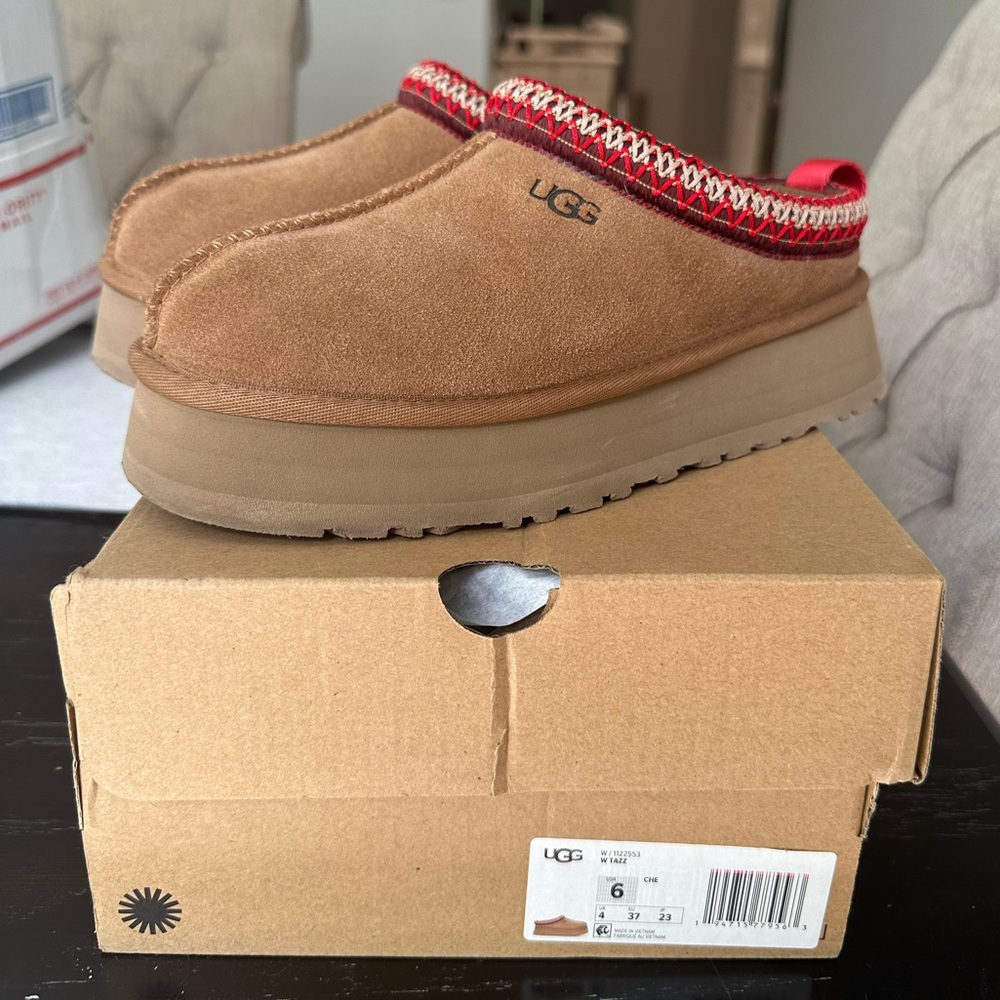 UGG TAZZ platform clog chestnut